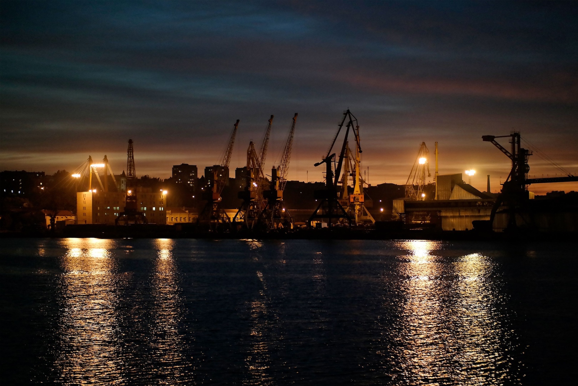 Ukraine seeks €220M EU grant as port blockade triggers farm crisis